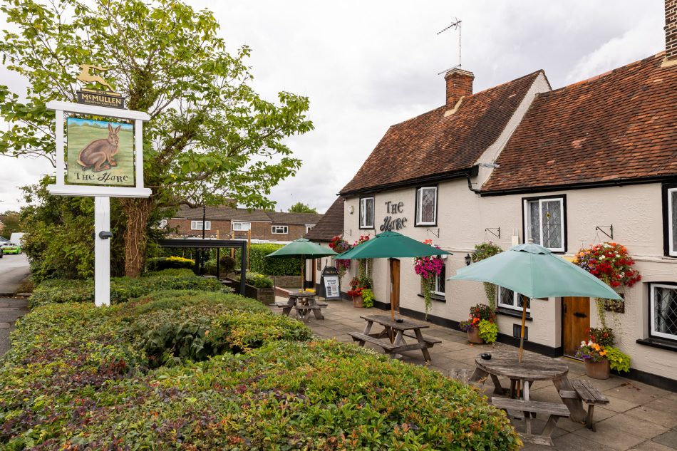 The Hare Pub, 100 Hare Street Springs, Harlow, Essex CM19 4AS, UK McMullens